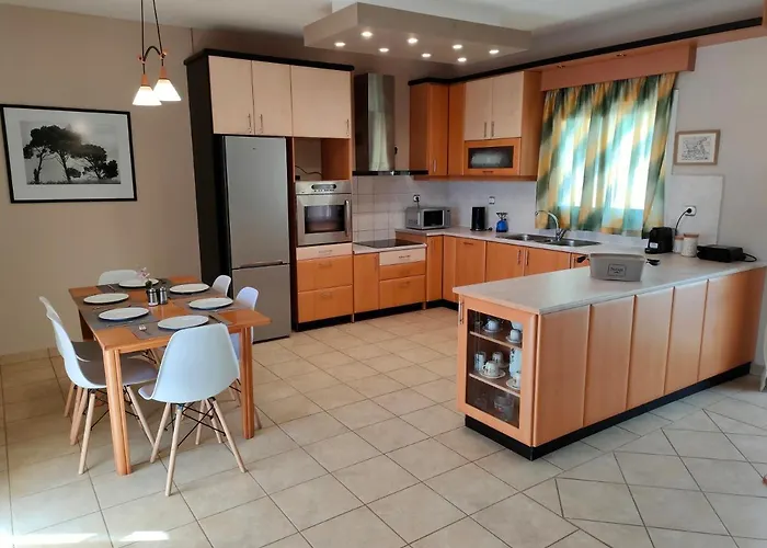 Rea House 1 アパート Razáta